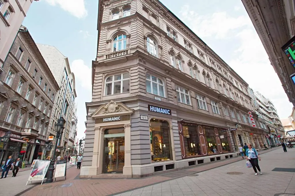 Artapart Luxury And Art In Budapest - Apartment A1